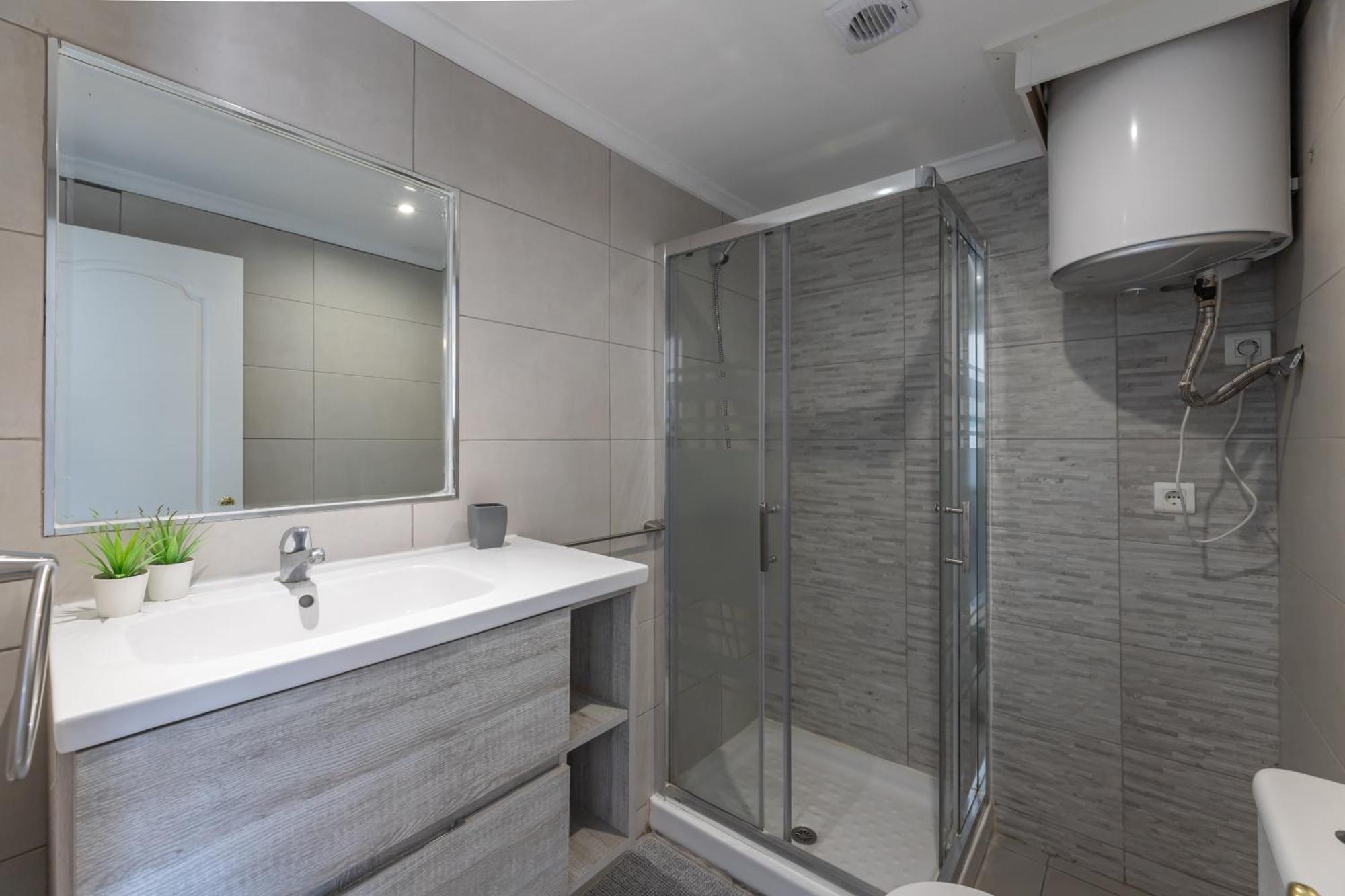 Vb Benalmadena 1 Bedroom Waterfront Apt Exterior foto